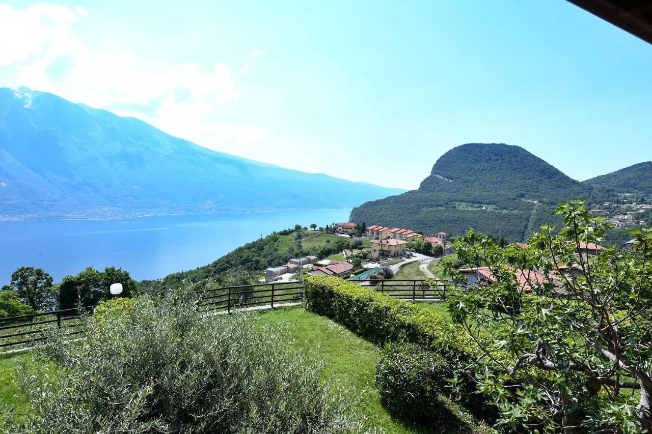 Residence Altogarda Tremosine Italy
