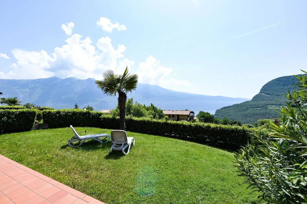 Residence Altogarda Tremosine 0*,