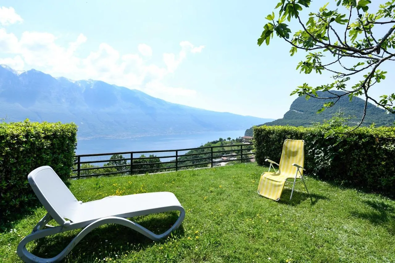 Apartment Residence Altogarda Tremosine Italy