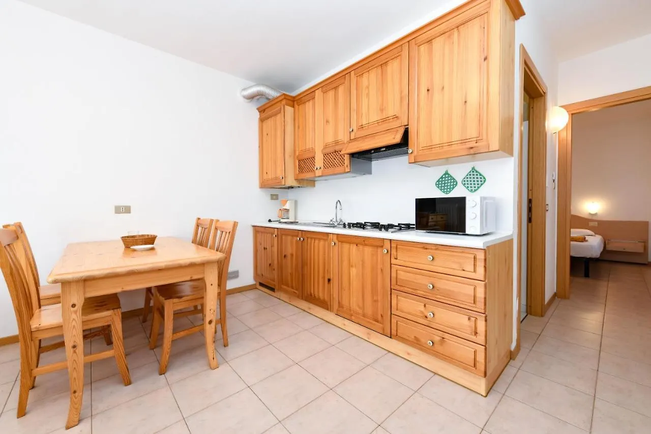 Residence Altogarda Tremosine 0*,  Italy