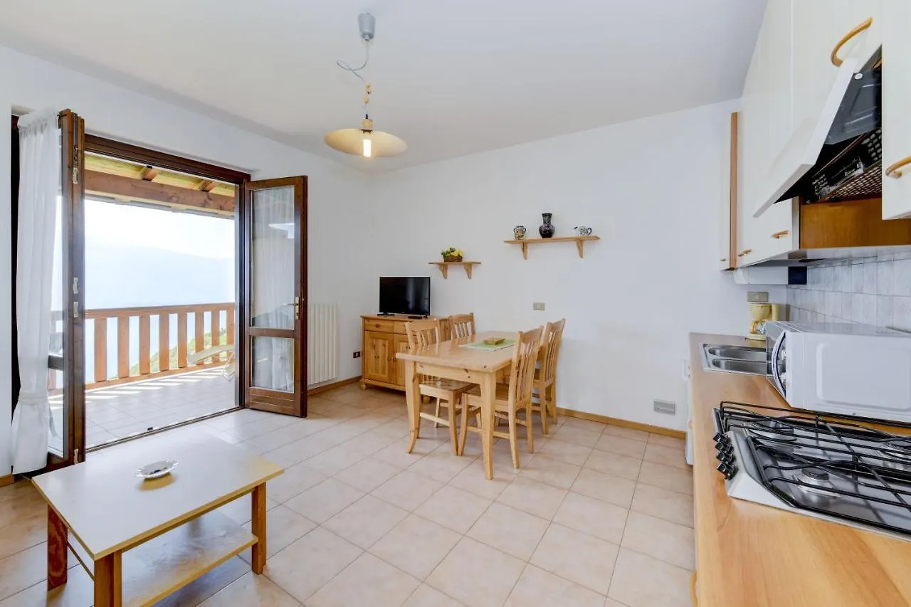 Apartment Residence Altogarda Tremosine Italy