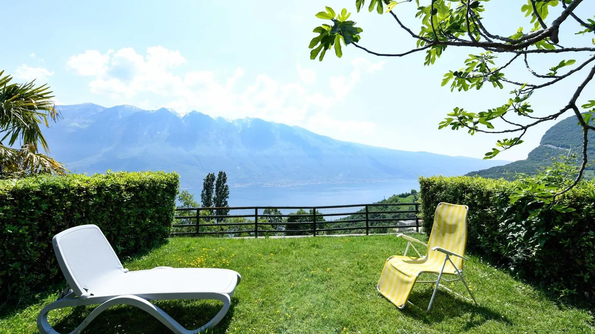 Apartment Residence Altogarda Tremosine Italy